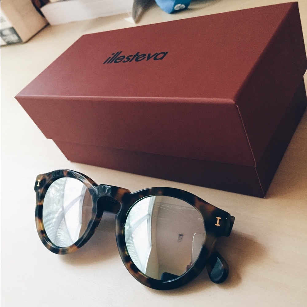 Illesteva "Leonard" Sunglasses